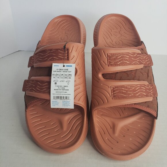 New Hoka Gender Inclusive Ora Luxe Slide Sandal 16 Women's / 14 Men's - $80 - Picture 1 of 8